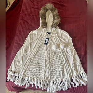 Tommy Hilfiger Chic White Hooded Poncho with Fringe